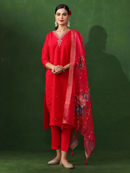 Jaipur Kurti - Red Embroidered Straight Chanderi Silk Kurta & Pant with Dupatta (Set of 3)