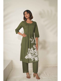 Miravan - Women Mehandi Pintucks Cotton Floral Straight Kurta & Pant (Set of 2)