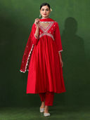 Red color option, Sold out, Currently selected
