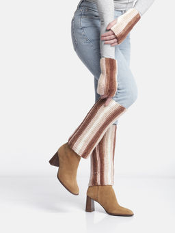 Magic Needles - Brown Handmade Knitted Legwarmer and Gloves (Set of 2)