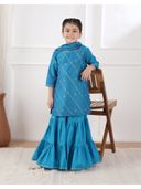 Teal color option, Sold out, Currently selected