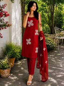 HOUSE OF JAMOTI - Royal Red Cotton Embroidered Kurta with Pant and Dupatta