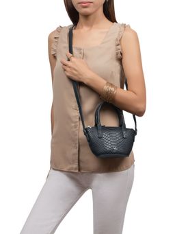 Hidesign - Rosario 01 Womens Textured Crossbody - Navy Blue (L)