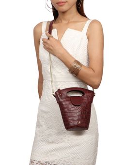 Hidesign - Rosario 03 Womens Textured Sling Bag - Brown (L)