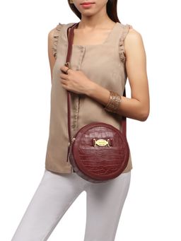 Hidesign - Selena 03 Womens Textured Crossbody Bag - Red (L)