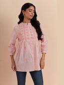 Pink color option, Currently selected