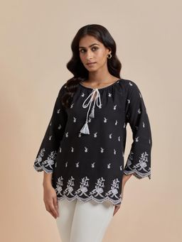Mukul - Black The Tassels & Threads Top