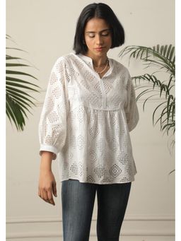 Mukul - White The Scalloped Horizon Top