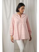 Pink color option, Currently selected