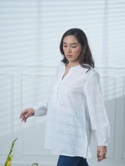 Mukul - White The Schiffli Chain Top