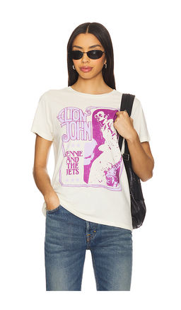 DAYDREAMER - Elton John Bennie & The Jets Encore Tee