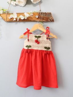 Woonie - Red EmbroideredRegular Fit Dress