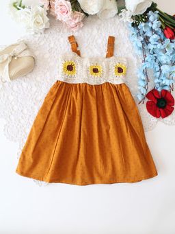 Woonie - Yellow Self Design Regular Fit Dress