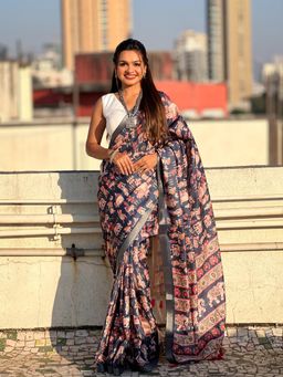 Suha - Women Navy Blue Silk Blend Printed Saree with Unstitched Blouse
