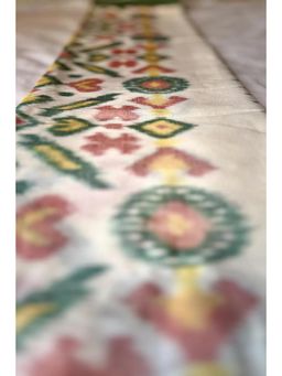 Sutra Art of Clothing - Handloom Green Ikkat Dupatta