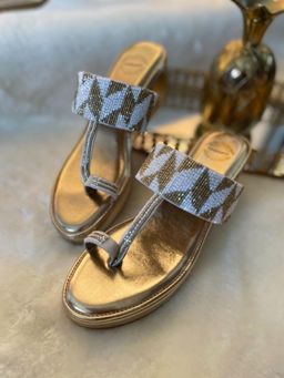 Modanta - Women Silver Wedges