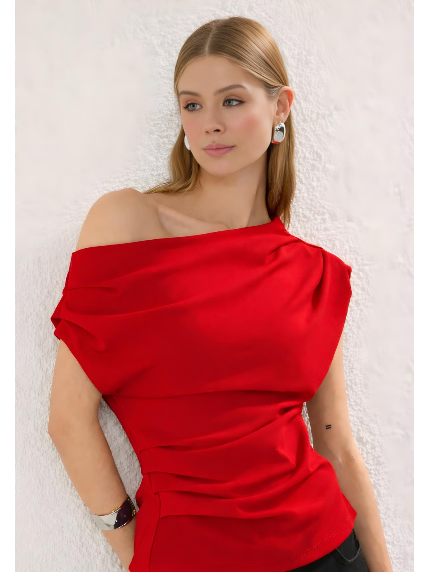 lounge dreams One Shoulder Extended Sleeve Top-picture-13