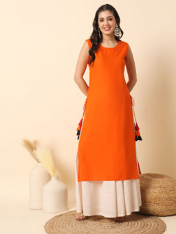 Meeranshi - Orange Solid Sleeveless Straight Kurta