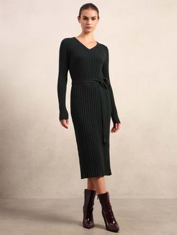 VERO MODA - Ribbed V-Neck Knitted Midi Dress with Belt
