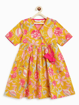 Campana - Girls Nihira Pure Cotton Seamless Floral Print Kurta