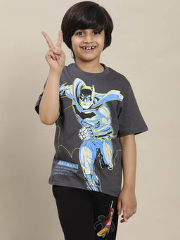 Kidsville - Batman Printed Regular Fit T-Shirt For Boys
