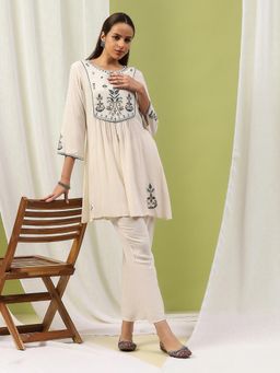Nayam by lakshita - Women Off White Viscose Rayon Solid Kurta with Palazzo (Set of 2)