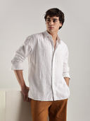 White color option, Currently selected