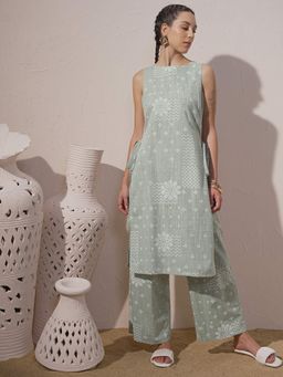 VISHUDH - Women Green Printed Co-ord (Set of 2)