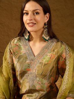 Vaamsi - Women Green Silk Straight Kurta With Pant & Dupatta