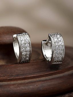 Karatcart - Silver Tone Crystal Studded Clip-on Earrings