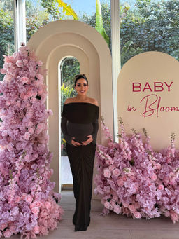 MISS MOSA BY AKANKSHA - Saya Luxe Bodycon Dress- Black