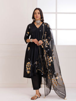 Baisacrafts - Rangreza Black Hand Painted Gathered Kurta with Pants and Dupatta (Set of 3)