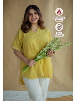 The Indian Ethnic Co. - Yellow Anti-Fit Solid Cotton Embroidered Short Tunic