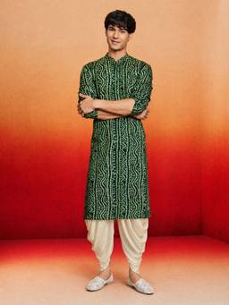 Vastramay - Men Green Rayon Kurta with Dhoti