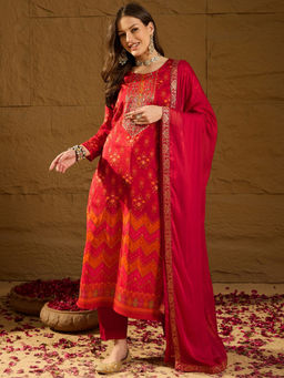 Vaamsi - Womens Red Embroidered Kurta With Pant & Dupatta