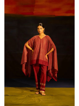 Banana Labs - Illume Wind Slant Maroon Gold Kaftan With Pant