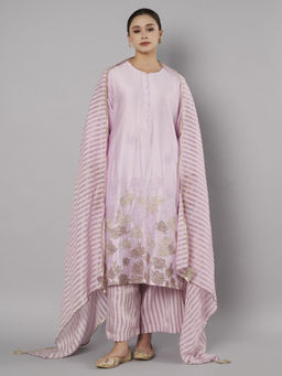 DOUX AMOUR - Petal Promise Pink Patch Worked Kurta With Pant and Dupatta