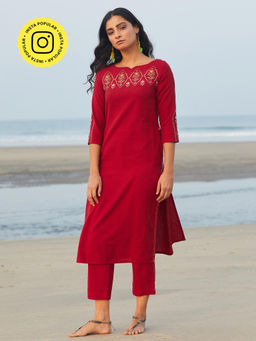 Okhai - Red Embroidered Kurta And Pant (Set of 2)