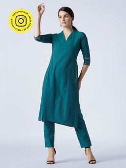 Okhai - Teal Blue Solid Kurta And Pant (Set of 2)