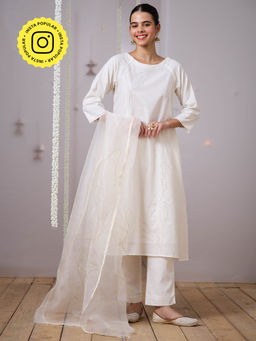 Okhai - Gold Leaf Mukaish & Khaat Bharat Work Kurta Pant (Set of 3)