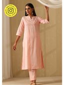 Pink color option, Currently selected