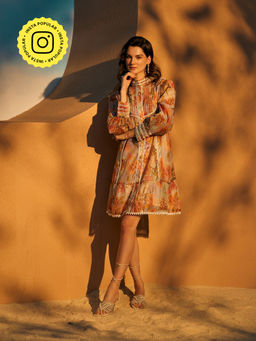 STTAVOSS - Kai Knee Length Dress