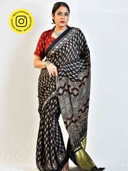 Sundarii - Firefly Ajrakh Hand Block Printed Modal Silk Zari Pallu Saree with Unstitched Blouse