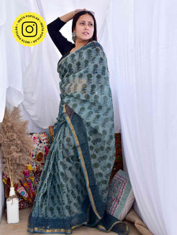 Sundarii - Neer - Dabu Kota Doria Saree with Unstitched Blouse