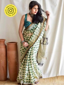 Sundarii - Green Elle Dabu Kota Doria Saree with Unstitched Blouse