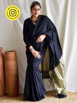 Sundarii - Black Out Dual Shaded Cotton Saree with Unstitched Blouse