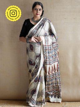 Sundarii - Nazm - Ajrakh Modal Silk Off White Hand Embroidered Saree With Unstitched Blouse