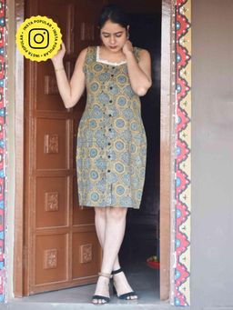 Sundarii - Melon - Green Cotton Printed Dress