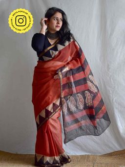 Sundarii - Women's Red Sandhya Dabu Kota Doria Saree without Blouse
