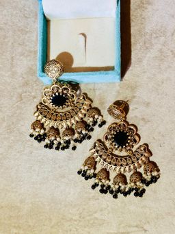 Tussya by Shreya - Devalay Earrings (Onyx)